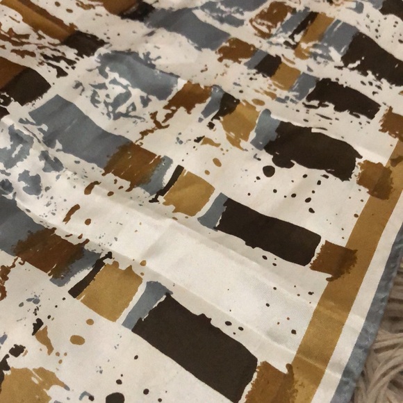 Gorgeous Vintage Vera Neumann Scarf-Polyester-Browns/Gray/White-GUC - Picture 8 of 15